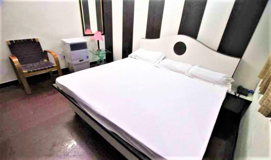 Central Guest House , Walk In Dargah & Markaz New Delhi Exterior photo